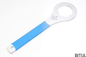  KLUCZ DO PIASTY STURMEY ARCHER 1	HB031